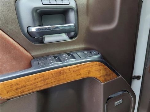 Used 2016 Chevrolet Silverado 3500 High Country w/ Duramax Plus Package image 15