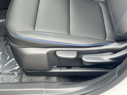 New 2026 Buick Envista Sport Touring w/ Convenience II Package FWD image 22