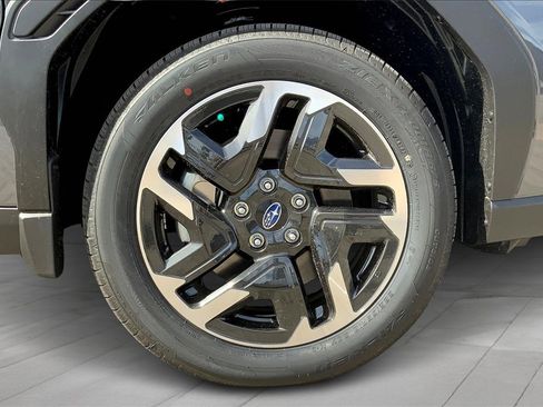 New 2025 Subaru Forester Limited image 13