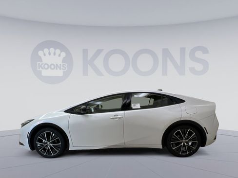 New 2026 Toyota Prius XLE image 2