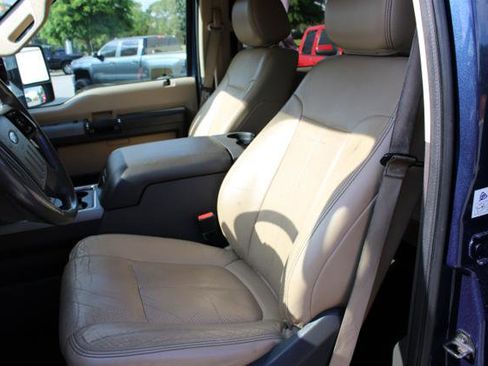 Used 2014 Ford F250 Lariat w/ Lariat Interior Package AWD/4WD image 15