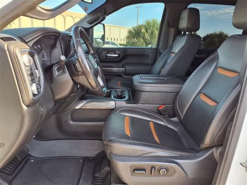Used 2021 GMC Sierra 2500 AT4 w/ AT4 Preferred Package image 24