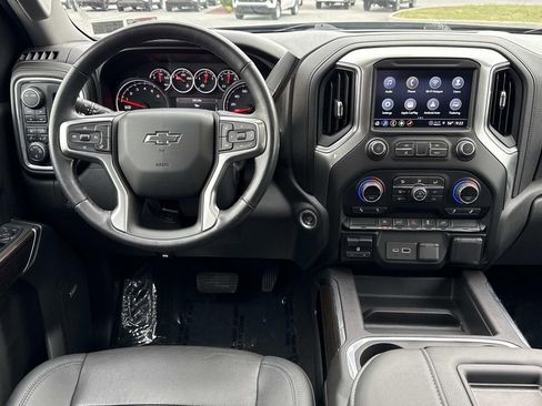 Used 2021 Chevrolet Silverado 1500 RST w/ Convenience Package II AWD/4WD image 3