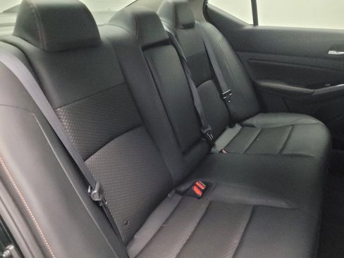 Used 2024 Nissan Altima 2.5 SR image 19