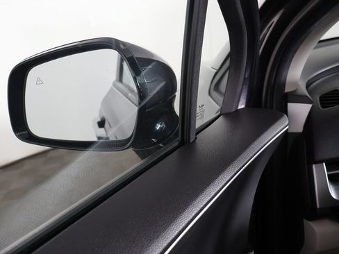Used 2022 Kia Carnival LX FWD image 35