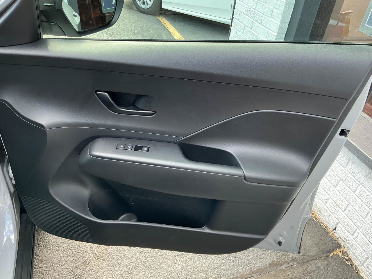 Used 2026 Hyundai Kona SEL Sport FWD image 24