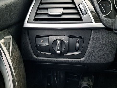 Used 2017 BMW 330i Sedan image 32