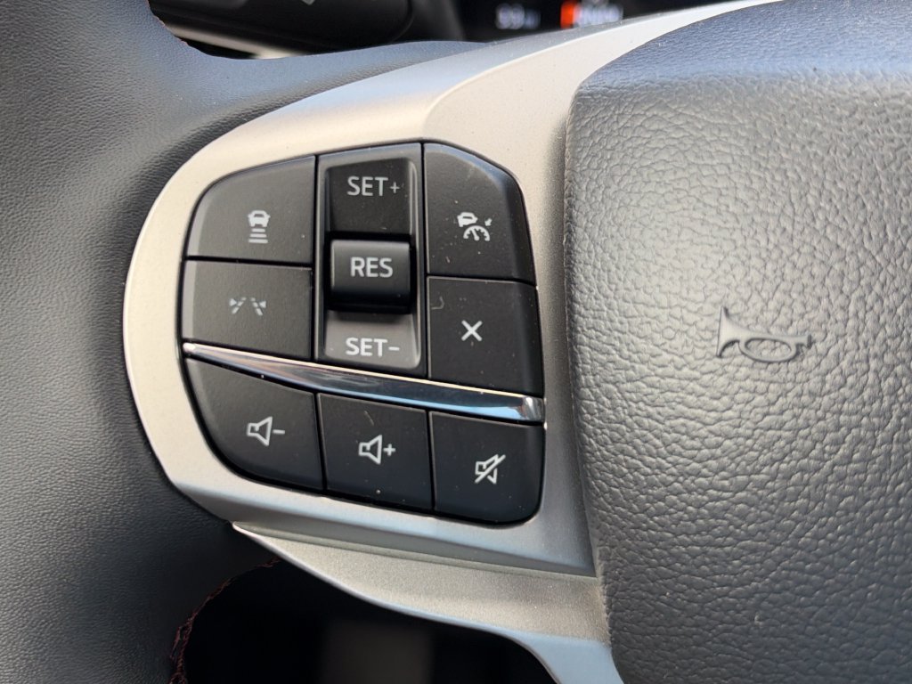 New 2027 Ford Explorer Active RWD image 29
