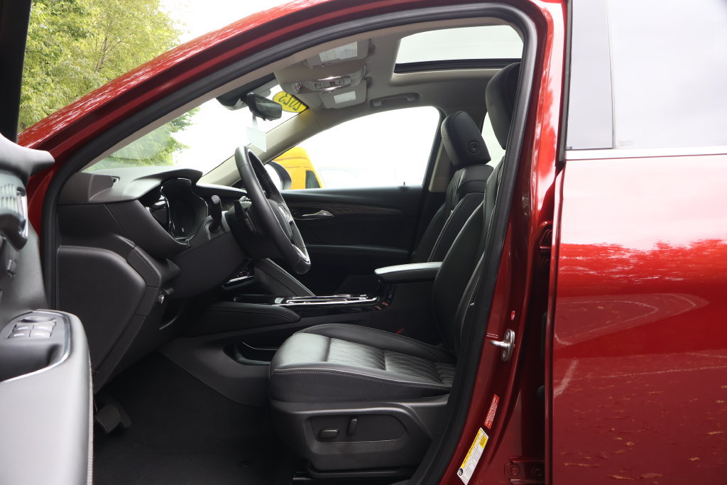 Certified 2023 Buick Envision Avenir AWD/4WD image 35