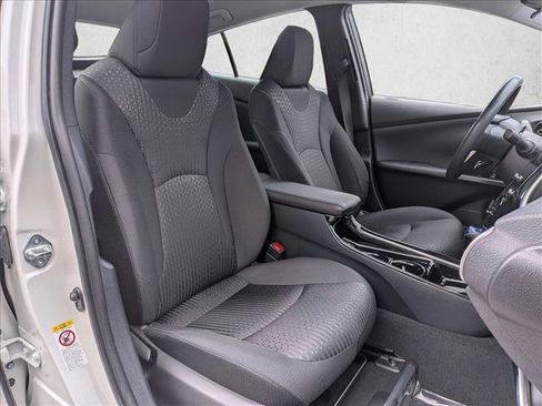 Used 2018 Toyota Prius Prime Plus image 21