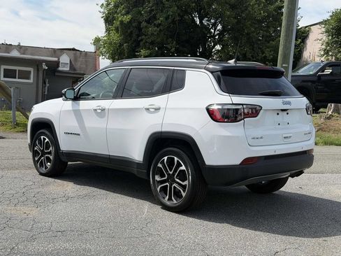 Used 2022 Jeep Compass Limited AWD/4WD image 22
