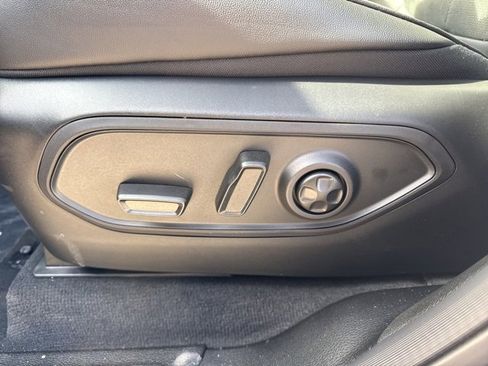 New 2026 Jeep Grand Cherokee L 2WD image 10