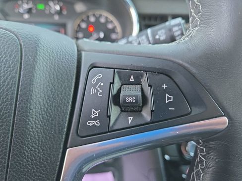 Used 2019 Buick Encore Sport Touring image 18