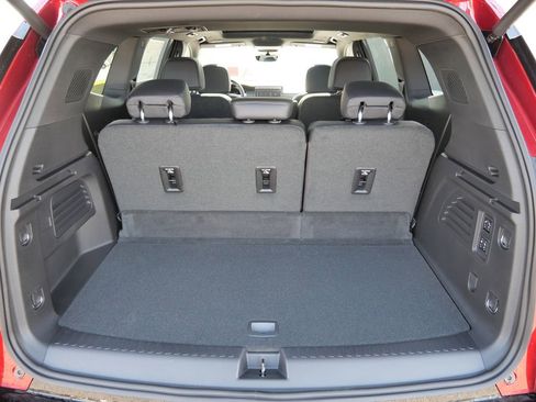 New 2026 GMC Acadia Denali w/ Super Cruise Package image 31