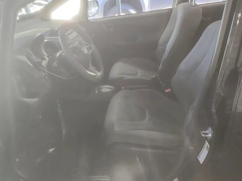 Used 2013 Honda Fit image 6