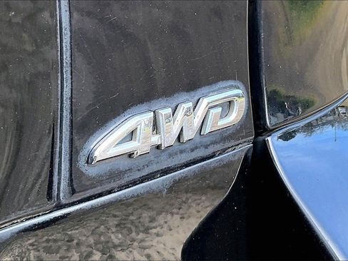 Used 2011 Toyota RAV4 4WD V6 w/ 3rd Row image 11