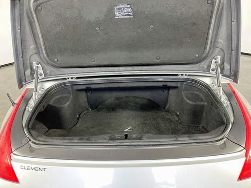 Used 2007 Nissan 350Z Touring RWD image 10