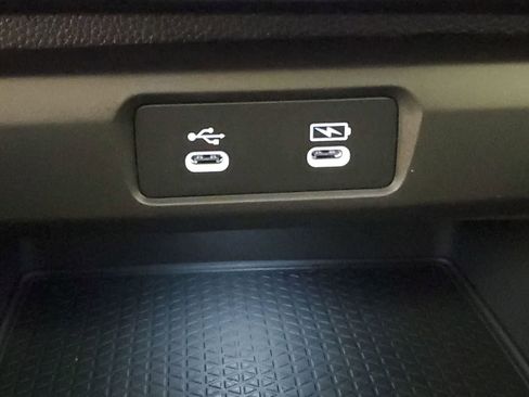 Certified 2025 Honda Accord SE image 8