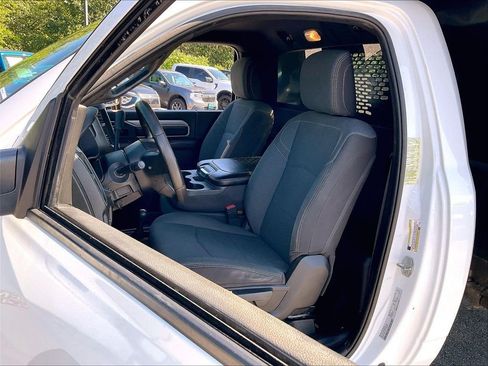 Used 2022 RAM 3500 Tradesman AWD/4WD image 9