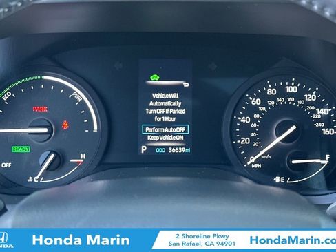 Used 2022 Toyota Sienna XLE image 30