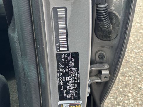 Used 2025 Kia K4 FWD image 28