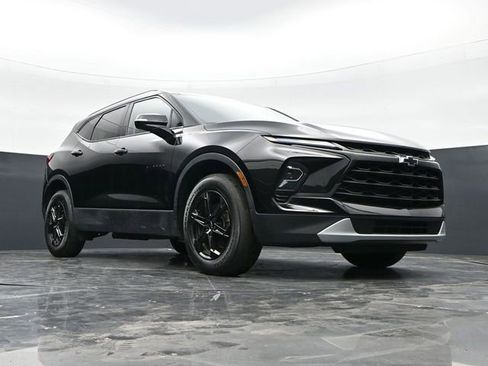 Used 2023 Chevrolet Blazer LT w/ Sound & Technology Package image 34