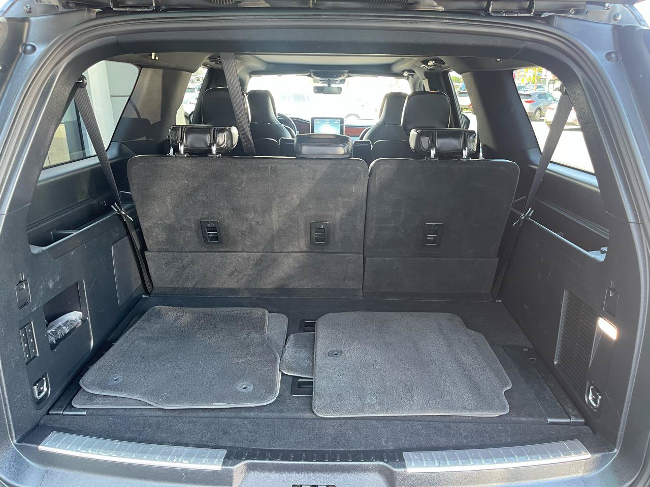 Used 2021 Lincoln Navigator L Reserve AWD/4WD image 17