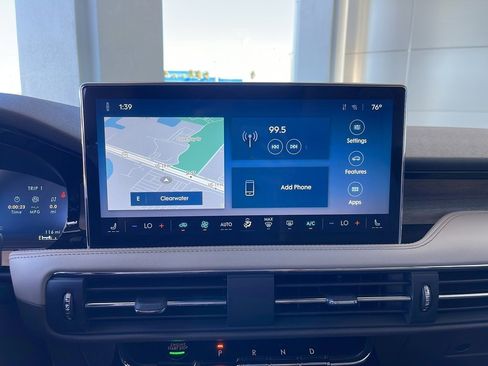 Used 2023 Lincoln Corsair Reserve image 47