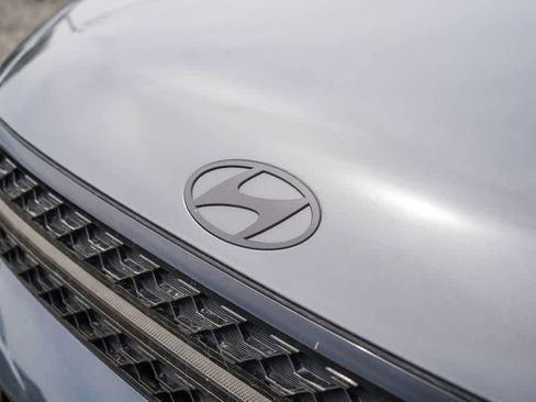 New 2025 Hyundai Santa Fe Calligraphy AWD/4WD image 11