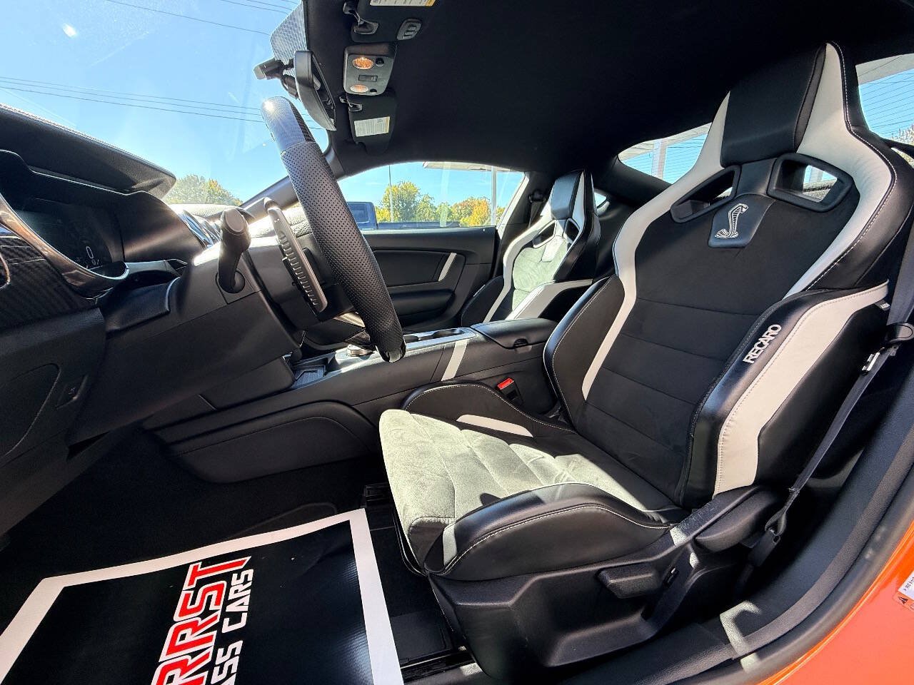 Used 2020 Ford Mustang Shelby GT500 w/ Carbon Fiber Track Pack RWD image 18