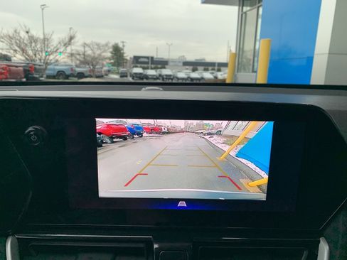 Used 2025 Chevrolet TrailBlazer LT w/ Convenience Package image 22