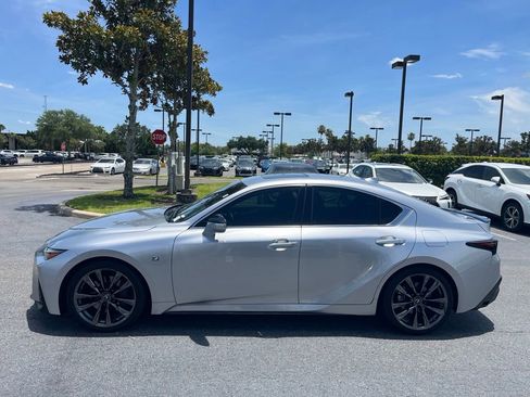 Used 2022 Lexus IS 350 F Sport RWD image 2