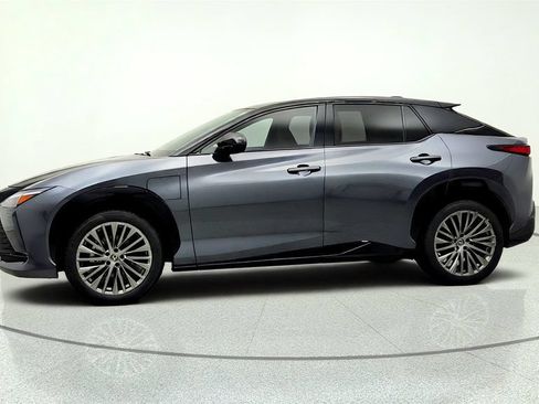 Used 2023 Lexus RZ 450e Premium w/ Accessory Package (2T) AWD/4WD image 8