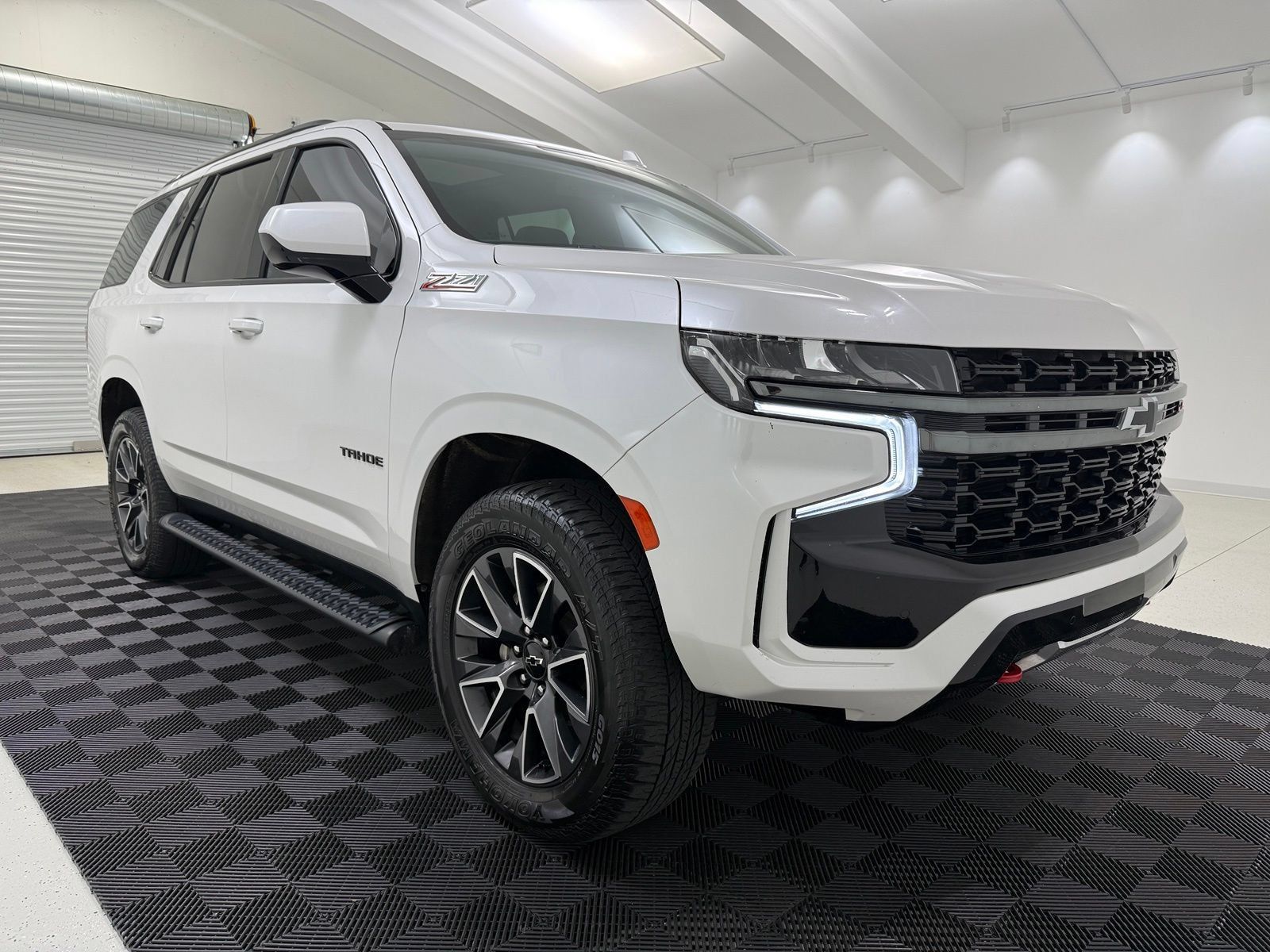 Used 2022 Chevrolet Tahoe Z71 AWD/4WD image 1
