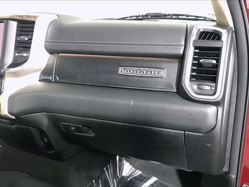 Used 2019 RAM 1500 Laramie image 27