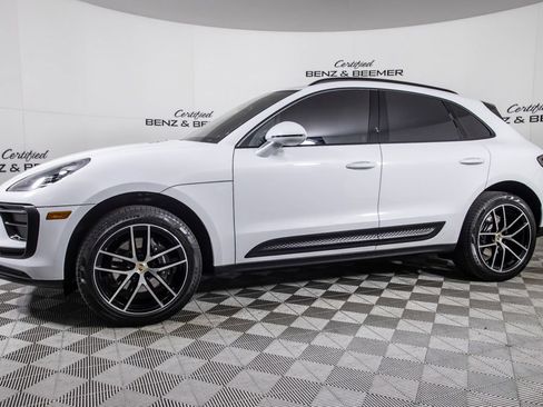 Used 2024 Porsche Macan w/ Premium Plus Package AWD/4WD image 7