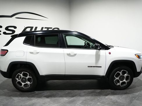 Used 2022 Jeep Compass Trailhawk w/ Trailhawk Elite Group AWD/4WD image 7