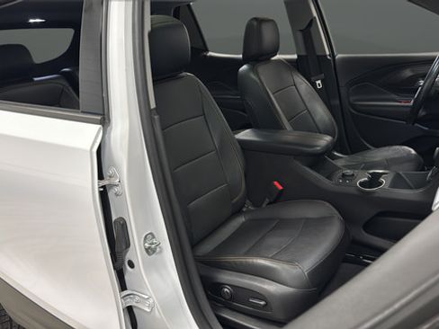 Used 2021 GMC Terrain SLT w/ Infotainment Package II FWD image 25