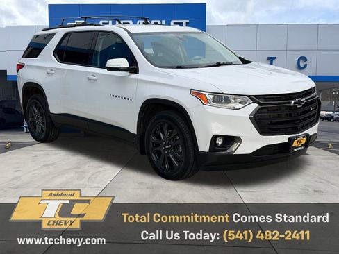 Certified 2021 Chevrolet Traverse RS w/ LPO, Floor Liner Package image 7