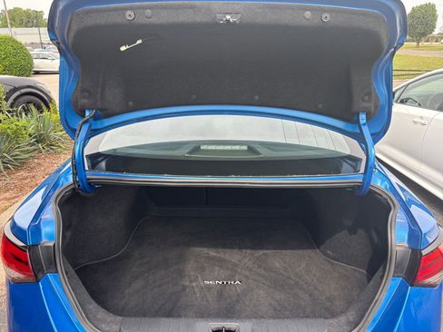 Used 2025 Nissan Sentra SV FWD image 29