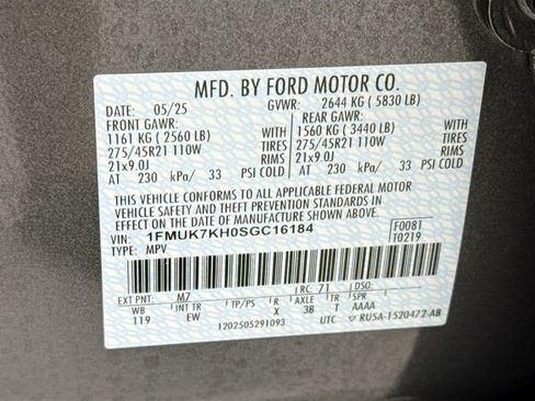 Used 2025 Ford Explorer ST-Line w/ Premium Package RWD image 35