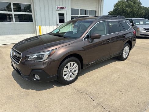 Used 2019 Subaru Outback 2.5i Premium AWD/4WD image 22
