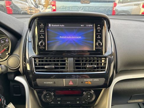 Used 2022 Mitsubishi Eclipse Cross ES image 23