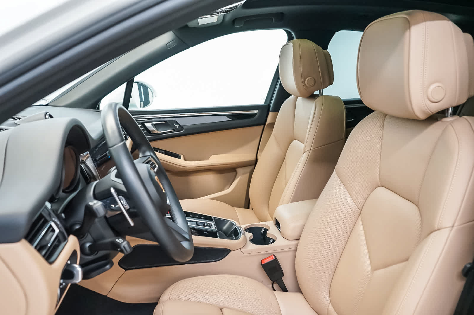 Certified 2026 Porsche Macan S AWD/4WD image 19