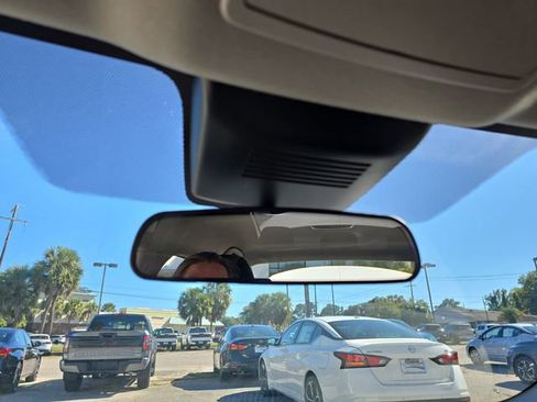 New 2025 Nissan Sentra S image 30