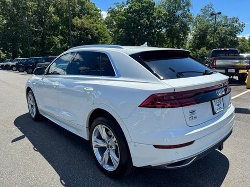 Used 2023 Audi Q8 Premium w/ Convenience Package AWD/4WD image 6