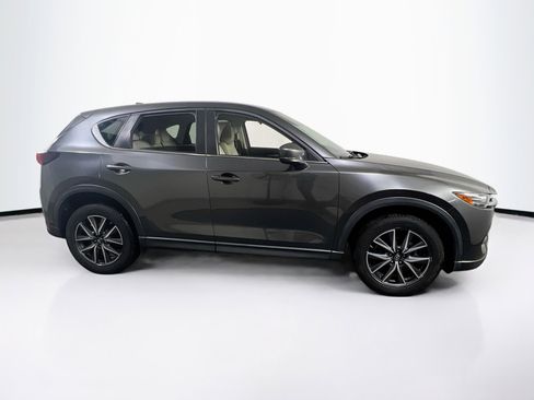 Used 2018 MAZDA CX-5 Touring w/ Preferred Equipment Package image 4