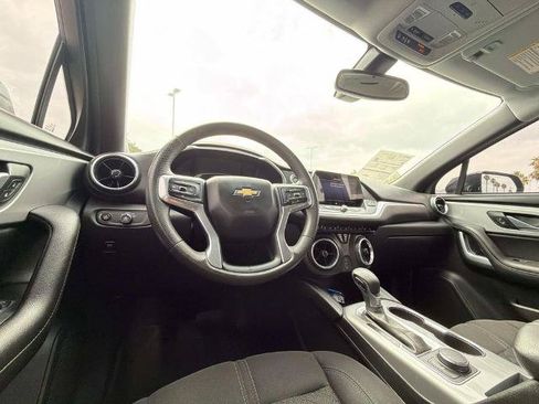 Used 2021 Chevrolet Blazer LT FWD image 16
