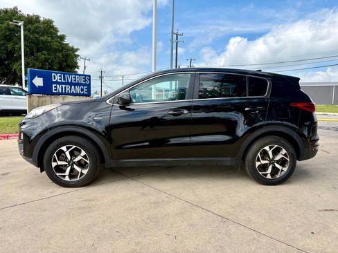Used 2021 Kia Sportage LX AWD/4WD image 5