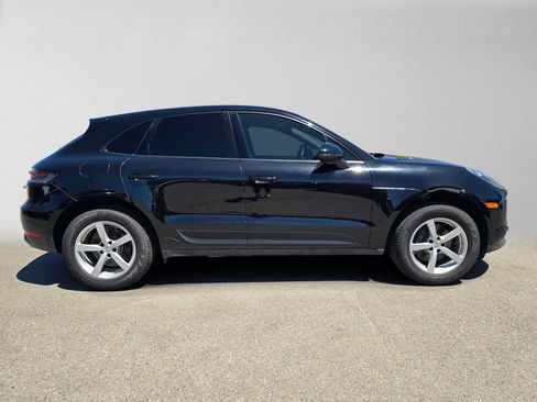 Used 2020 Porsche Macan AWD/4WD image 2